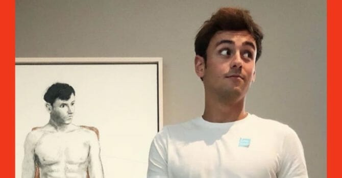 Tom Daley réagit à ses portaits de lui nu !