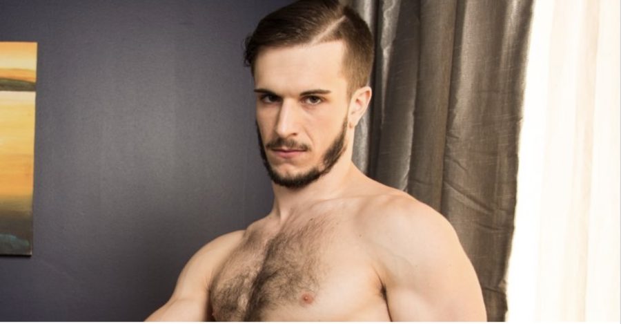 Donte Thick viré de NextDoorStudios après avoir tweeté qu’il refusait de tourner avec des séropos dont la charge virale est pourtant indétectable