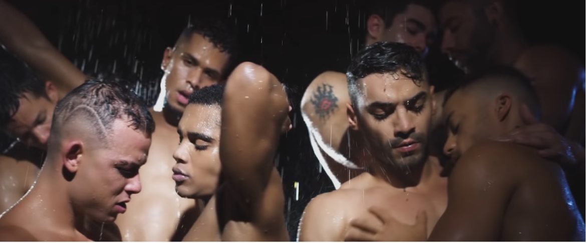 Moite et orgiaque : la nouvelle pub sexe d'Andrew Christian !