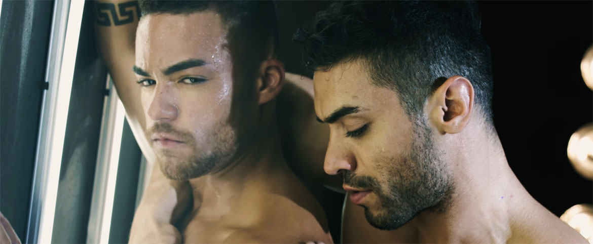 « Summer Heat » : Beaux Banks et Arad Winwin dans la nouvelle pub torride d’Andrew Christian !